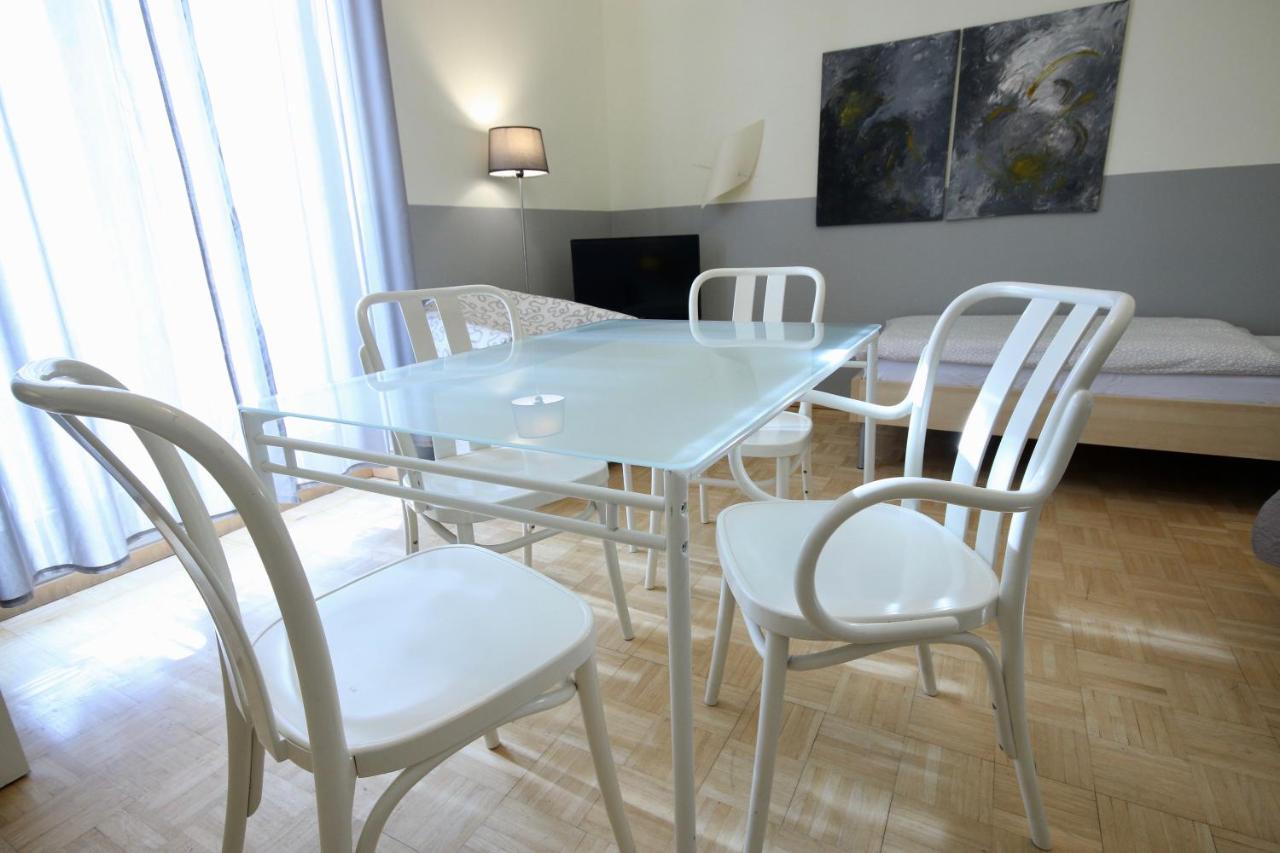 Moderne Studio Apartments Und 4 Zimmer Wohnungen In Oberhausen, Ideal Fuer Geschaeftsreisende Und Monteure Экстерьер фото