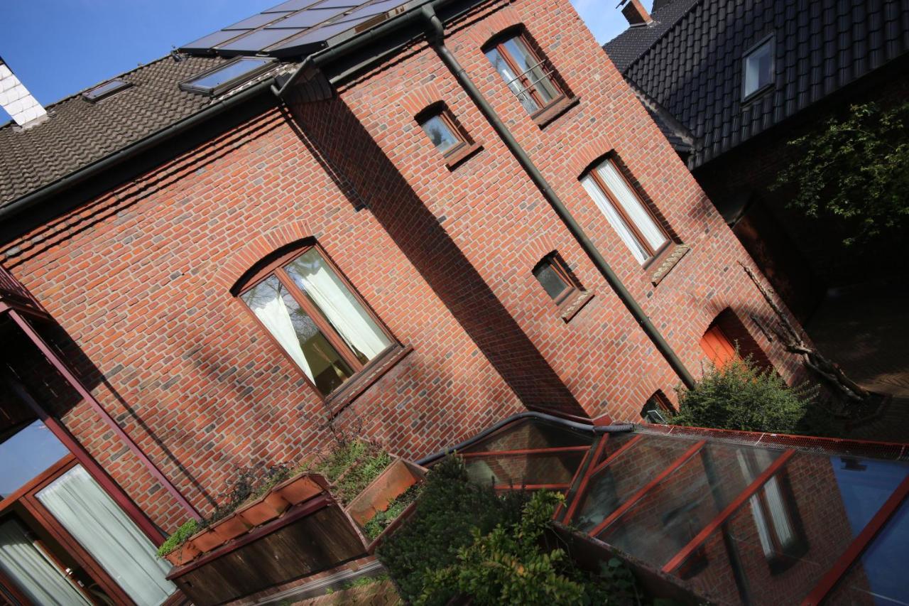 Moderne Studio Apartments Und 4 Zimmer Wohnungen In Oberhausen, Ideal Fuer Geschaeftsreisende Und Monteure Экстерьер фото